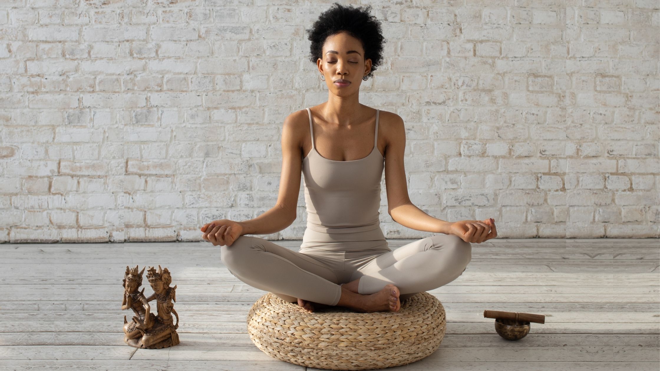 The Best Meditation Cushion for Tight Hips: Pain-Free Meditation